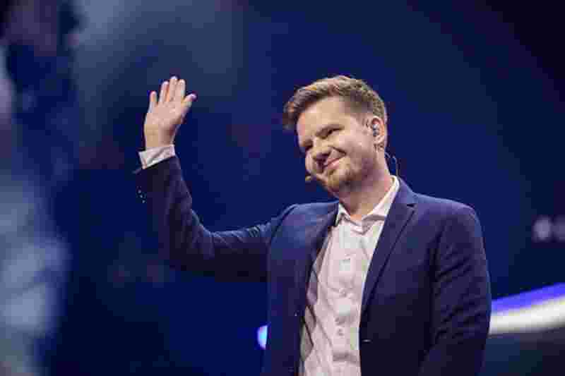 今日凌晨结束的2023LEC春季赛的总决赛中，MAD在先失两城的情况下，连下三局成功击败BDS夺得春冠，MAD也成功锁定了2023MSI席位